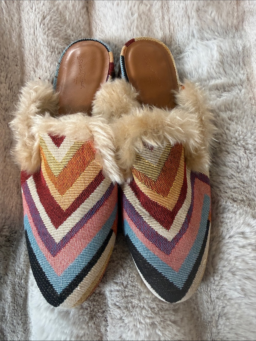 Universal Thread Multicolor Chevron Faux Fur-Trim Mules